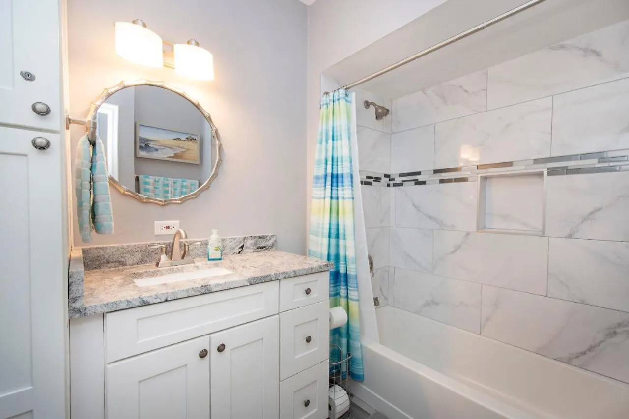 Beach Living At Sunrise To Sunset Villa West Bay Apartment