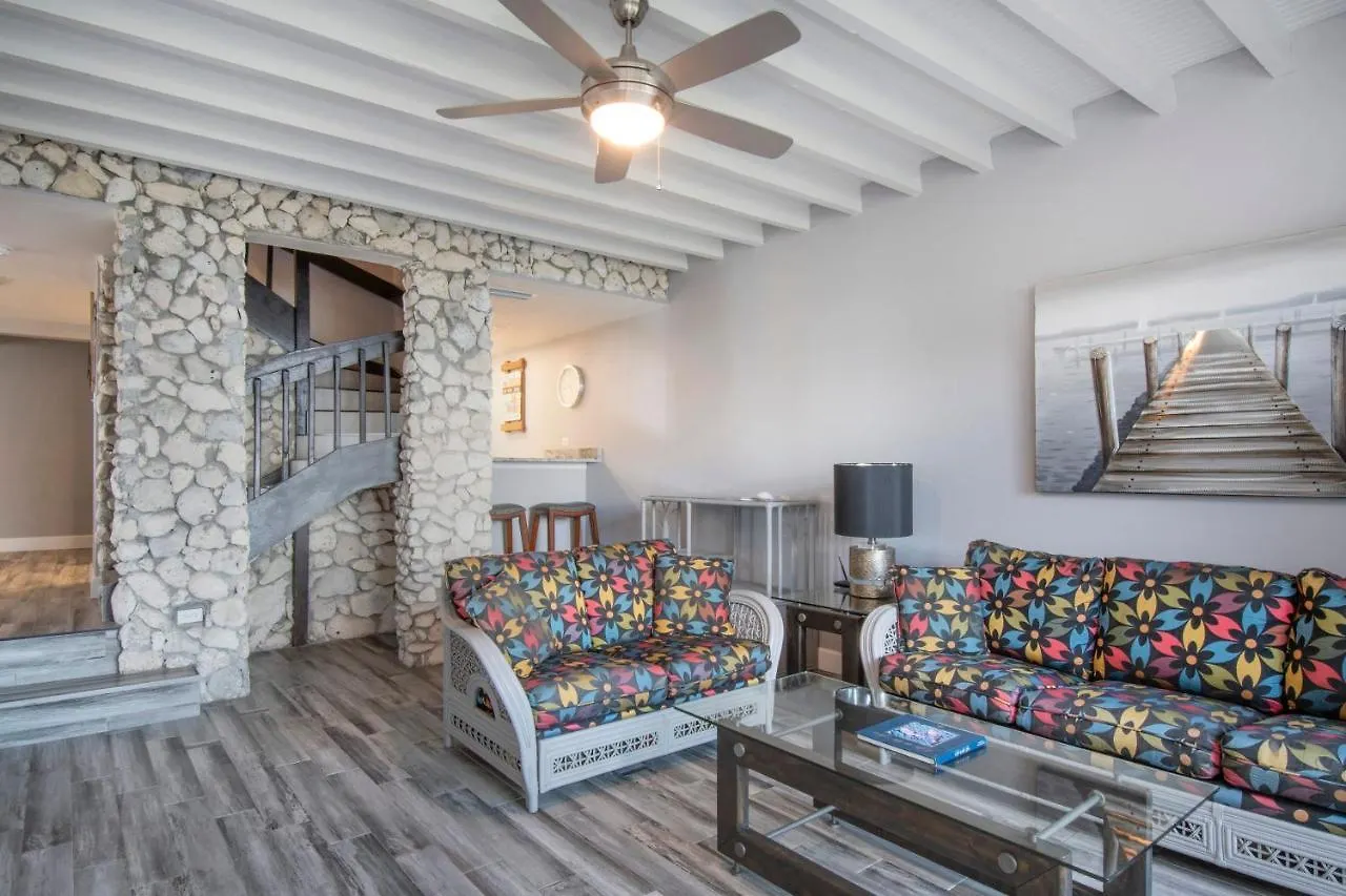 Beach Living At Sunrise To Sunset Villa West Bay